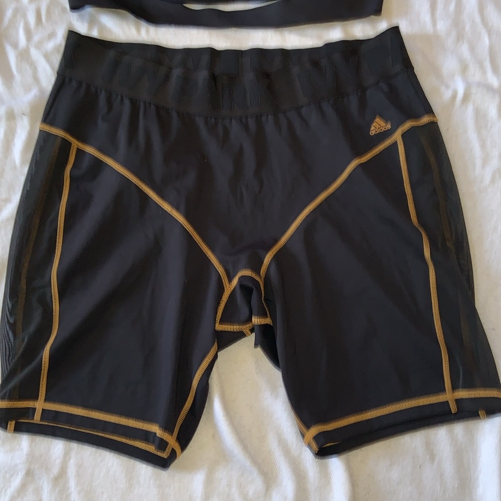 Ivy Park Beyoncé Adidas black gold sports bra 2X AND athletic shorts 3X DRIP 2.2 - Picture 3 of 16